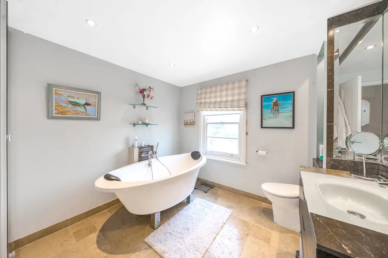 St. Lukes Place, Cheltenham, GL53, photo 7