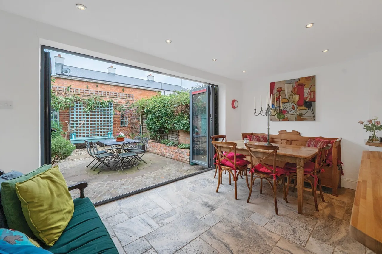 St. Lukes Place, Cheltenham, GL53, photo 4