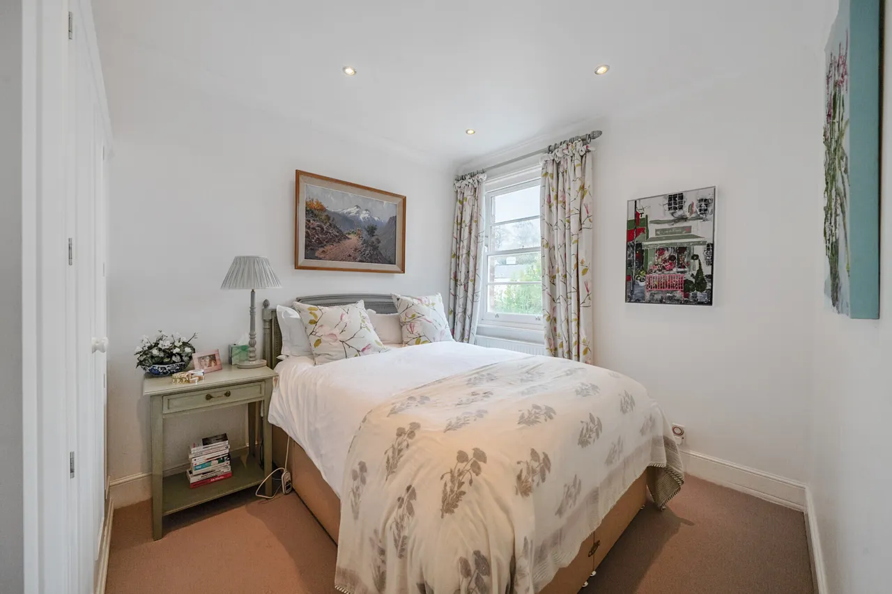 St. Lukes Place, Cheltenham, GL53, photo 8