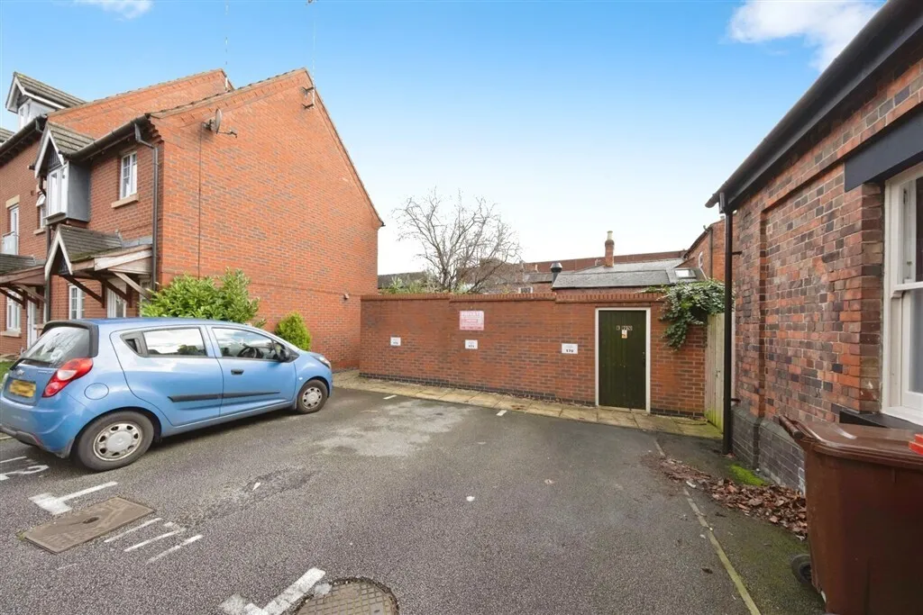 Station Street, BURTON-ON-TRENT, photo 11