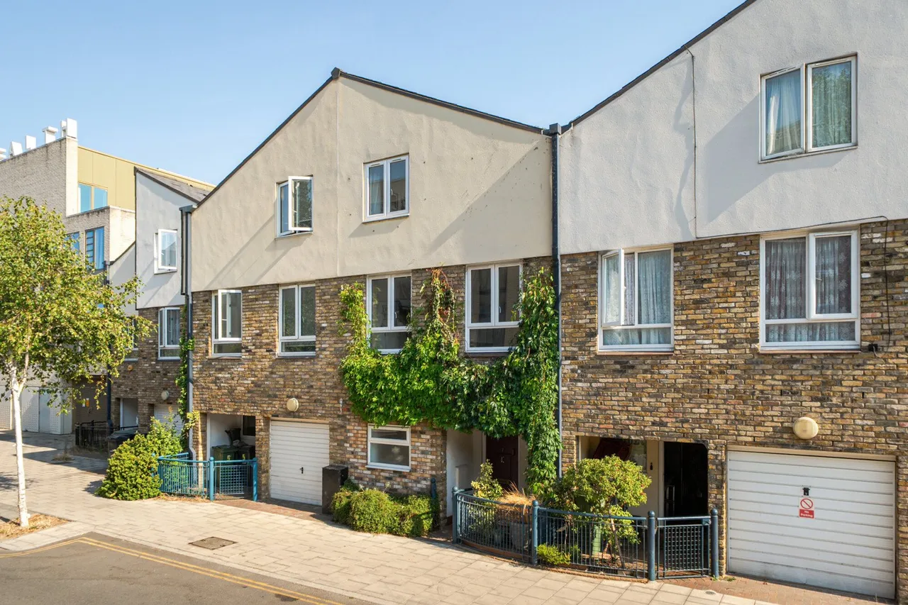 5 bed house for sale — Cromwell Road, SW9