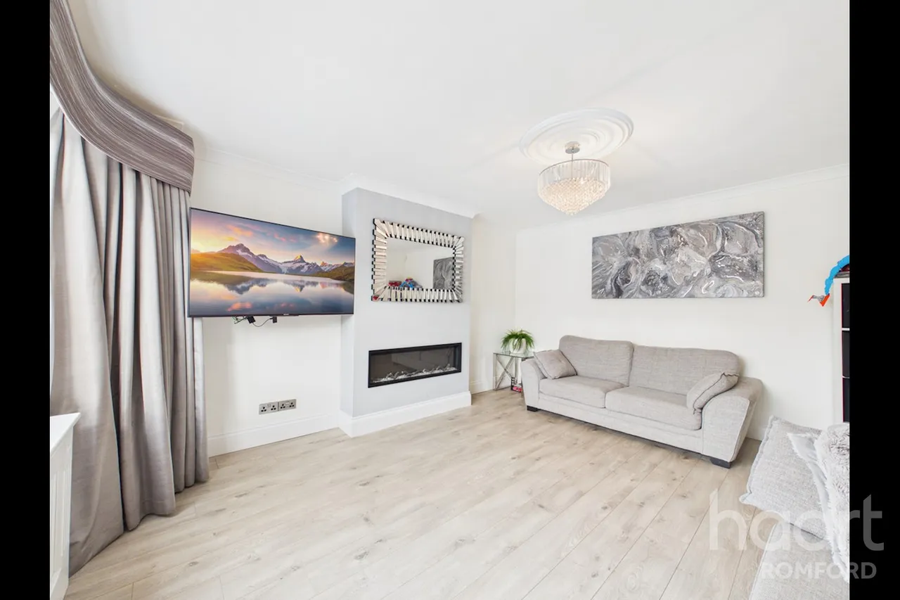Moray Close, Romford, RM1, photo 17