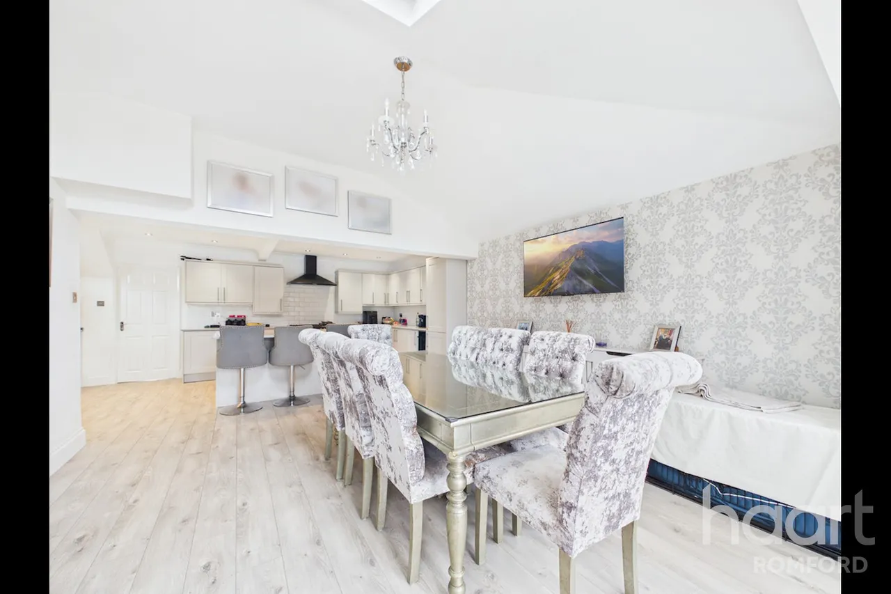 Moray Close, Romford, RM1, photo 20