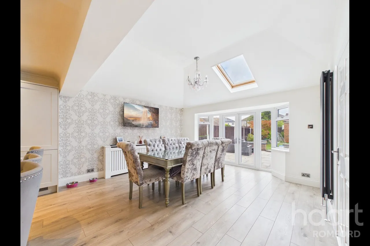 Moray Close, Romford, RM1, photo 14