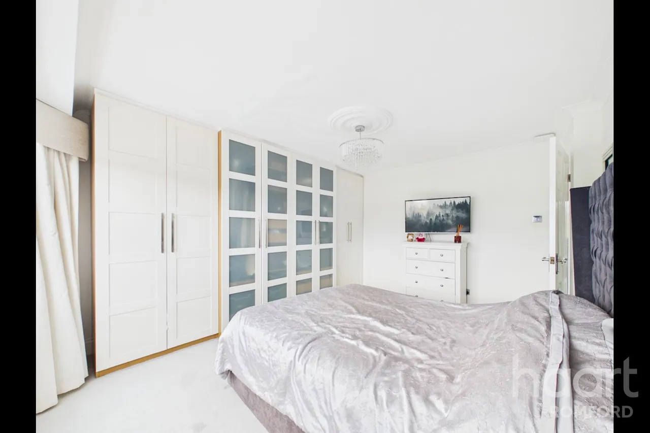 Moray Close, Romford, RM1, photo 10