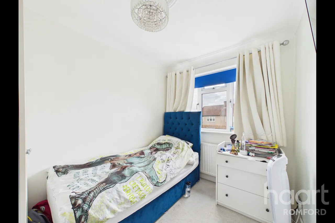 Moray Close, Romford, RM1, photo 12