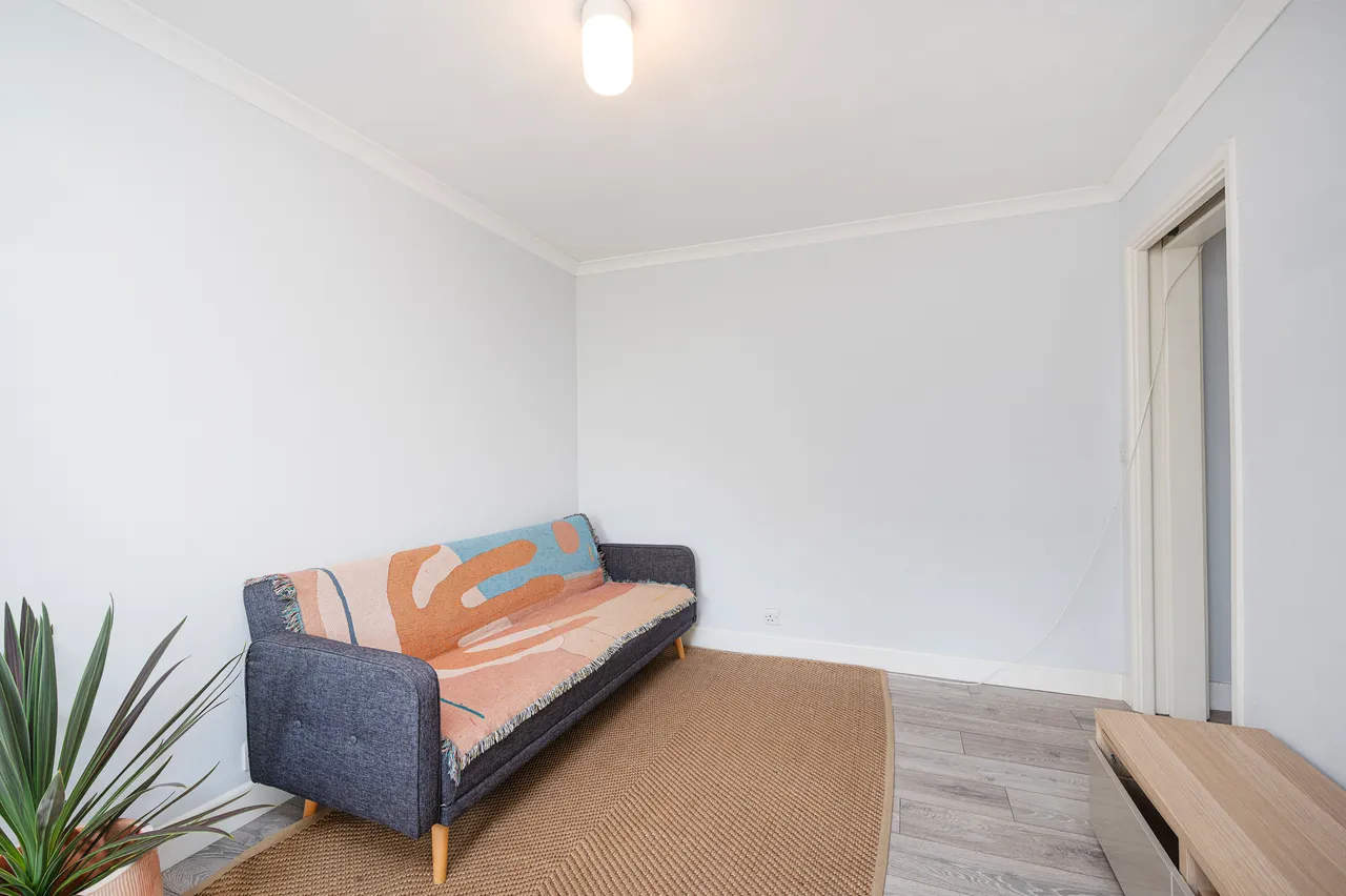 5 Regan Way, London, photo 6