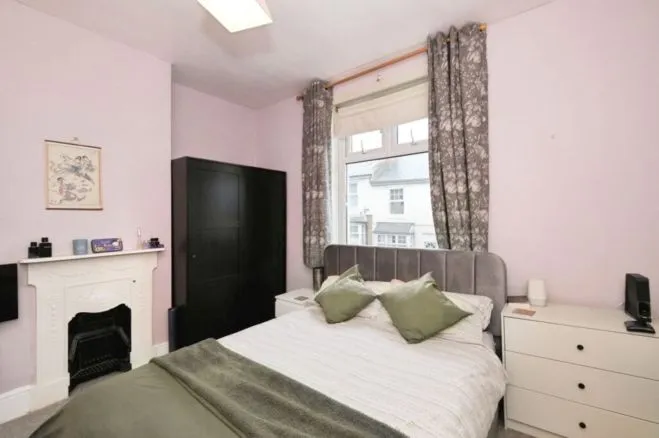 Dornoch Avenue, Sherwood, photo 6
