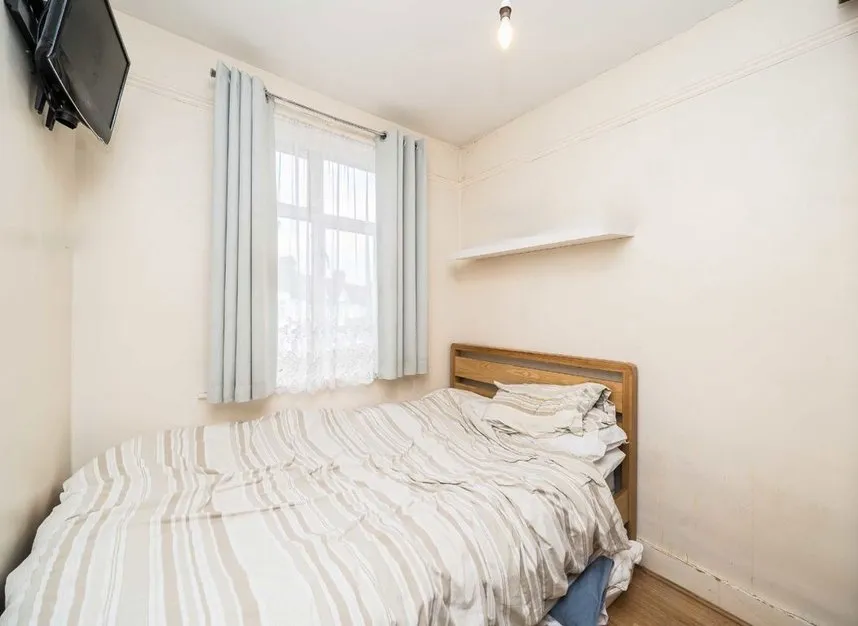 Bishops Park Road, Streatham, SW16, photo 7