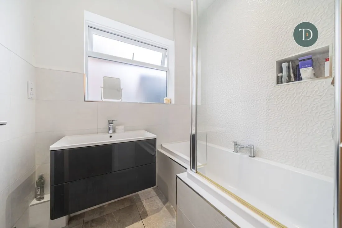 Bridle Way, Great Sutton, CH66 2NJ, photo 17