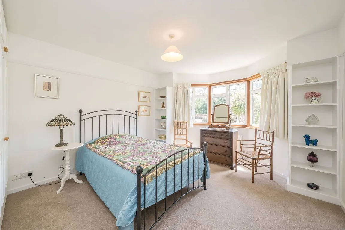 York Road, Weybridge, KT13, photo 8
