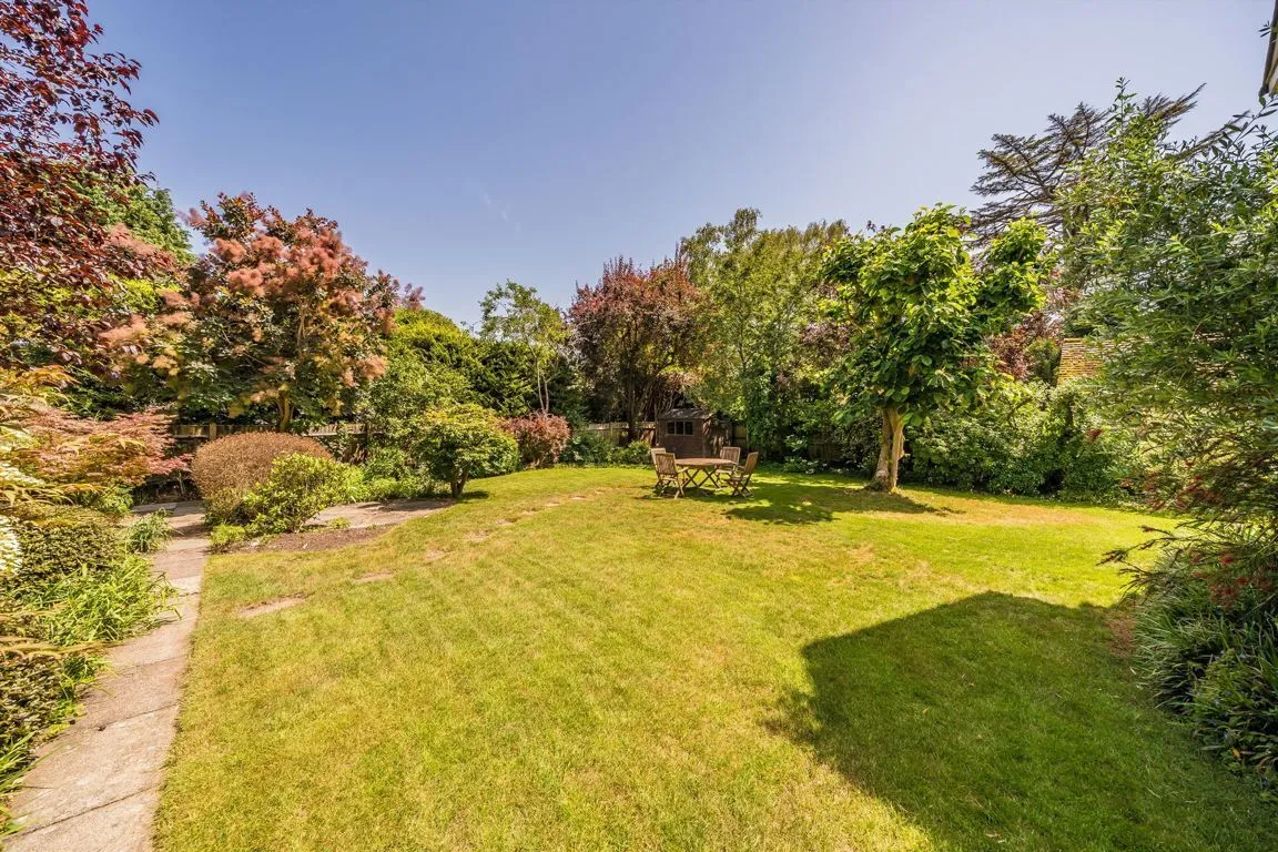 York Road, Weybridge, KT13, photo 11