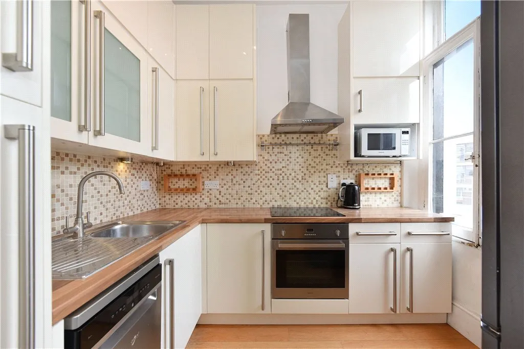 College Crescent, London, NW3, photo 4