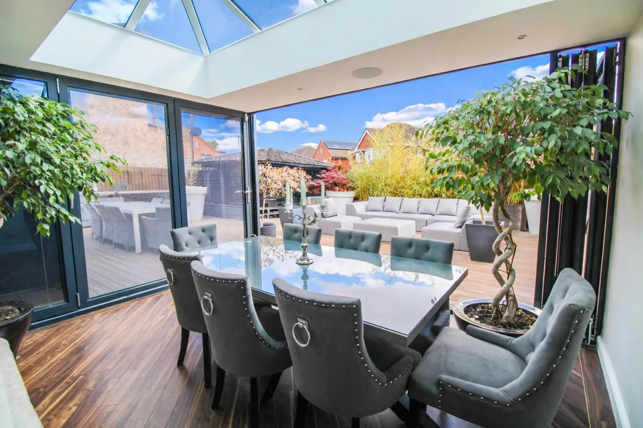 Heathcote Gardens, Church Langley, CM17, photo 4