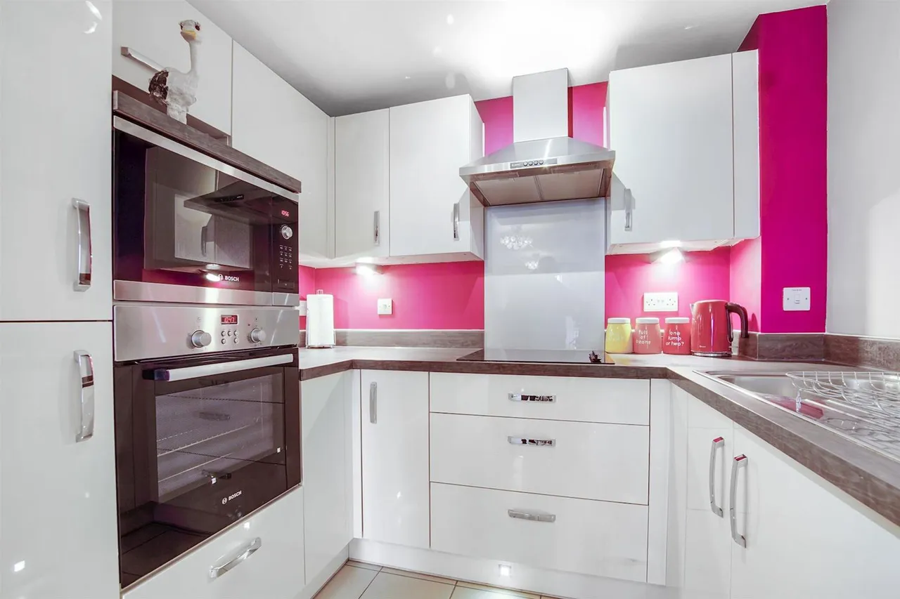Albion Road, Bexleyheath, DA6, photo 2
