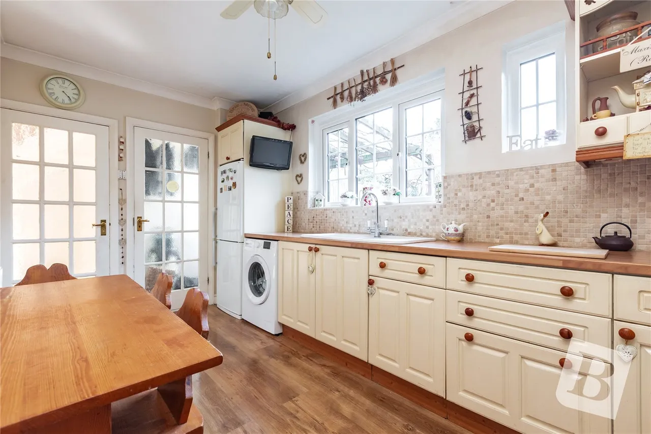 Loughton, IG10, photo 6