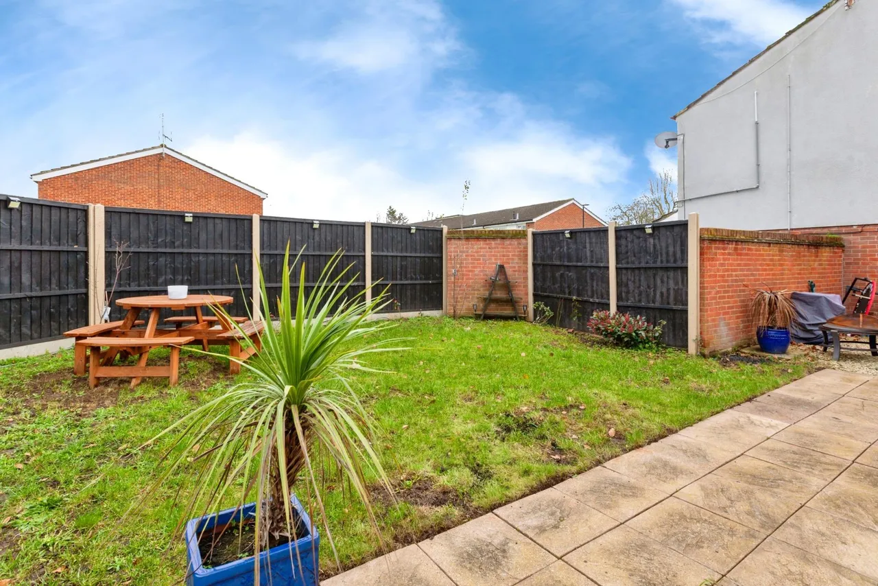 Goldsworthy Way, Slough, SL1, photo 11