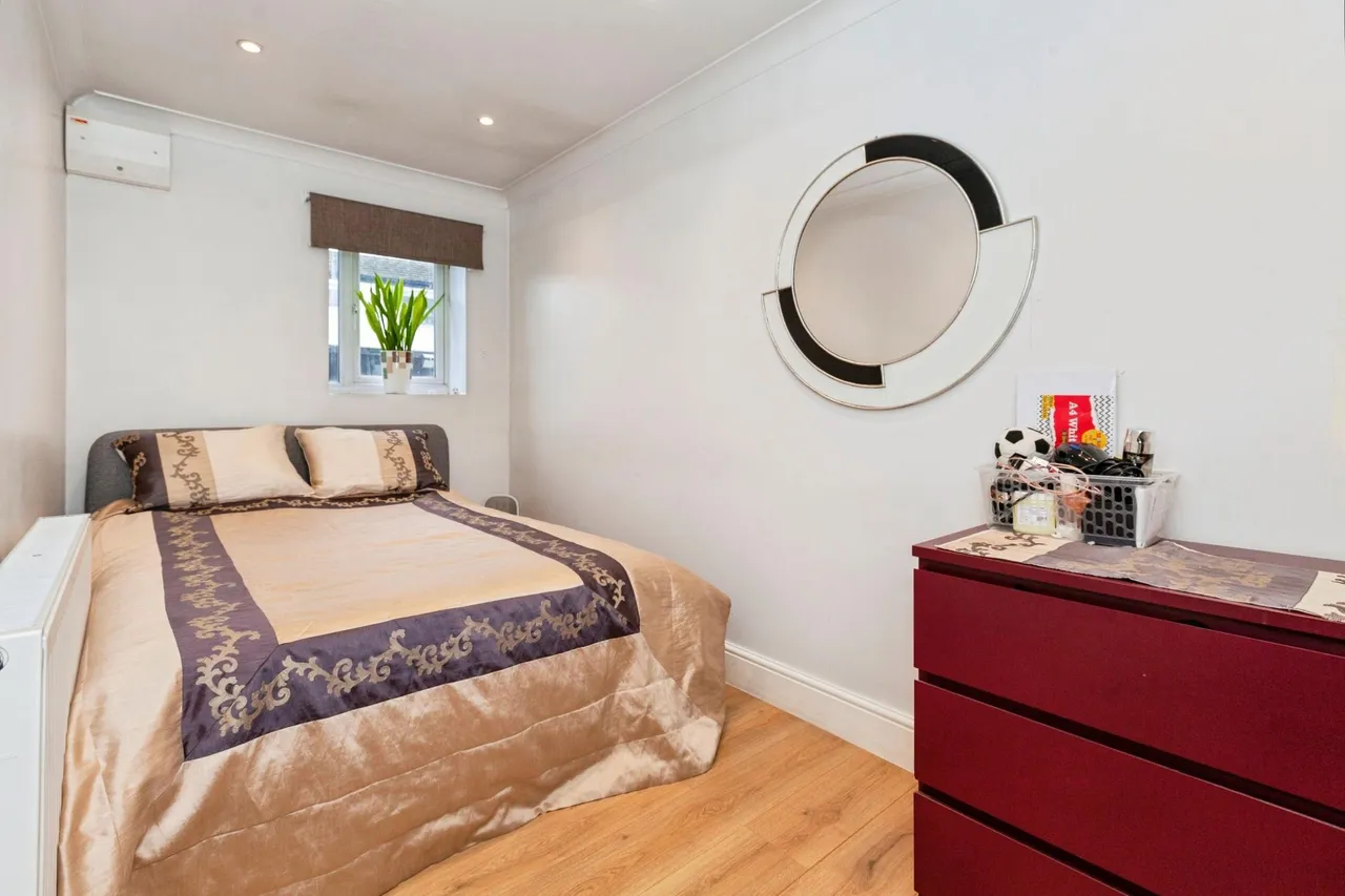 Goldsworthy Way, Slough, SL1, photo 10