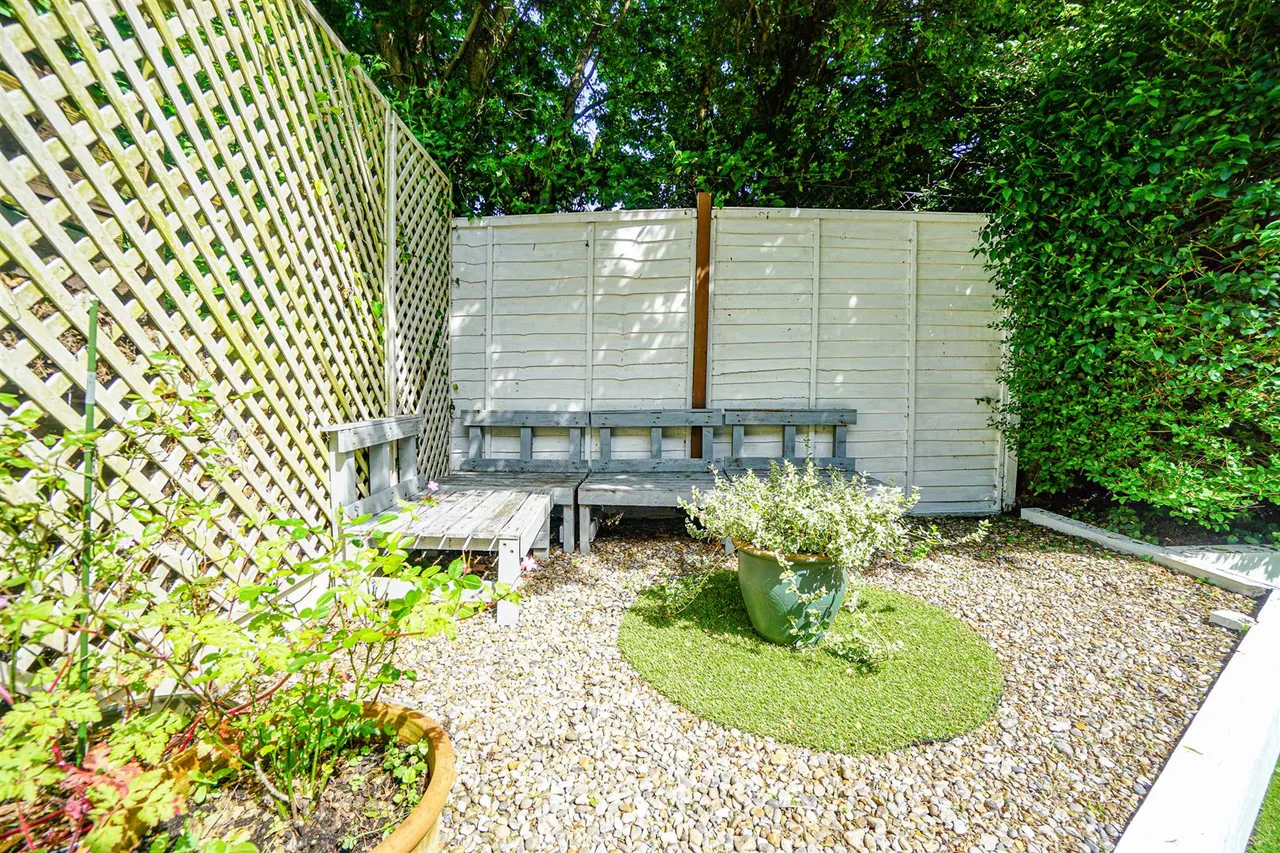 Blackman Avenue, St. Leonards-On-Sea, photo 21