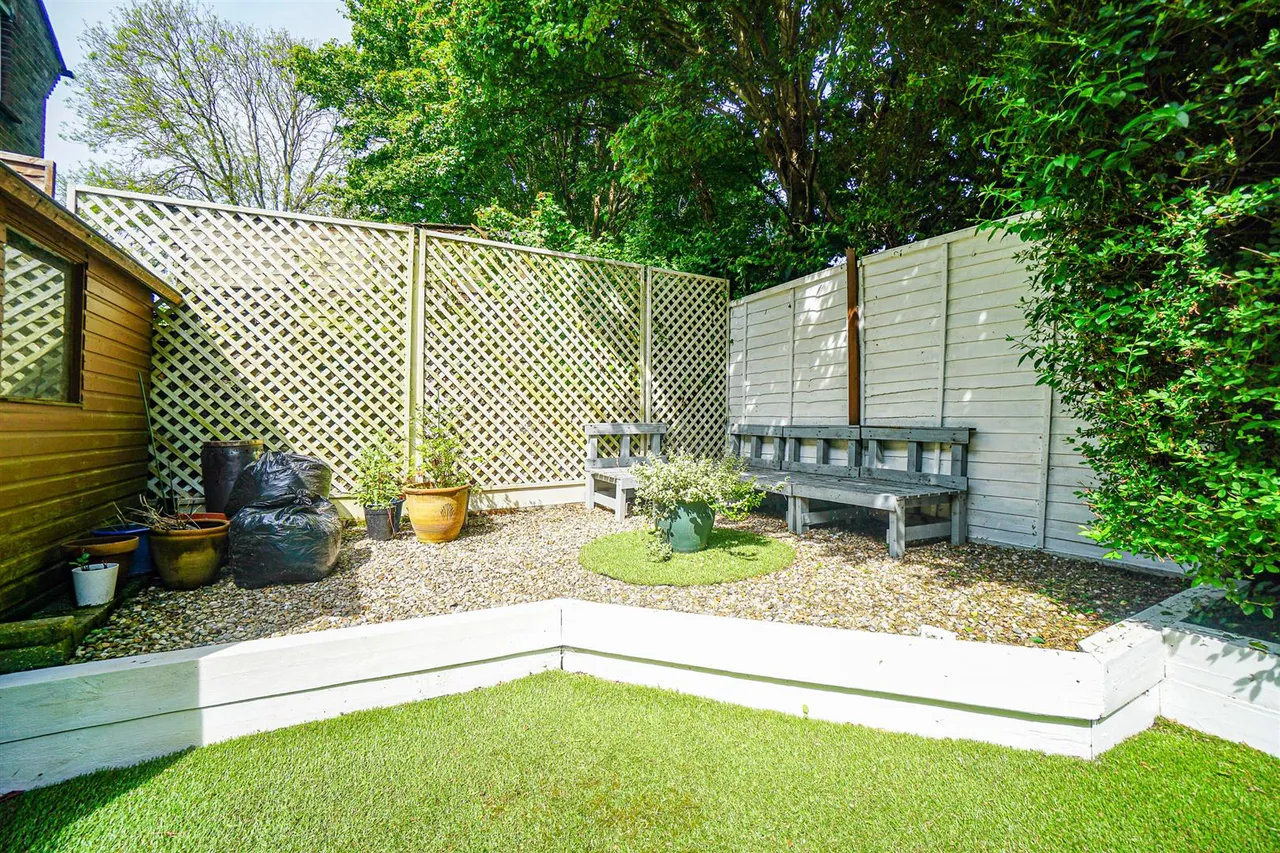 Blackman Avenue, St. Leonards-On-Sea, photo 25