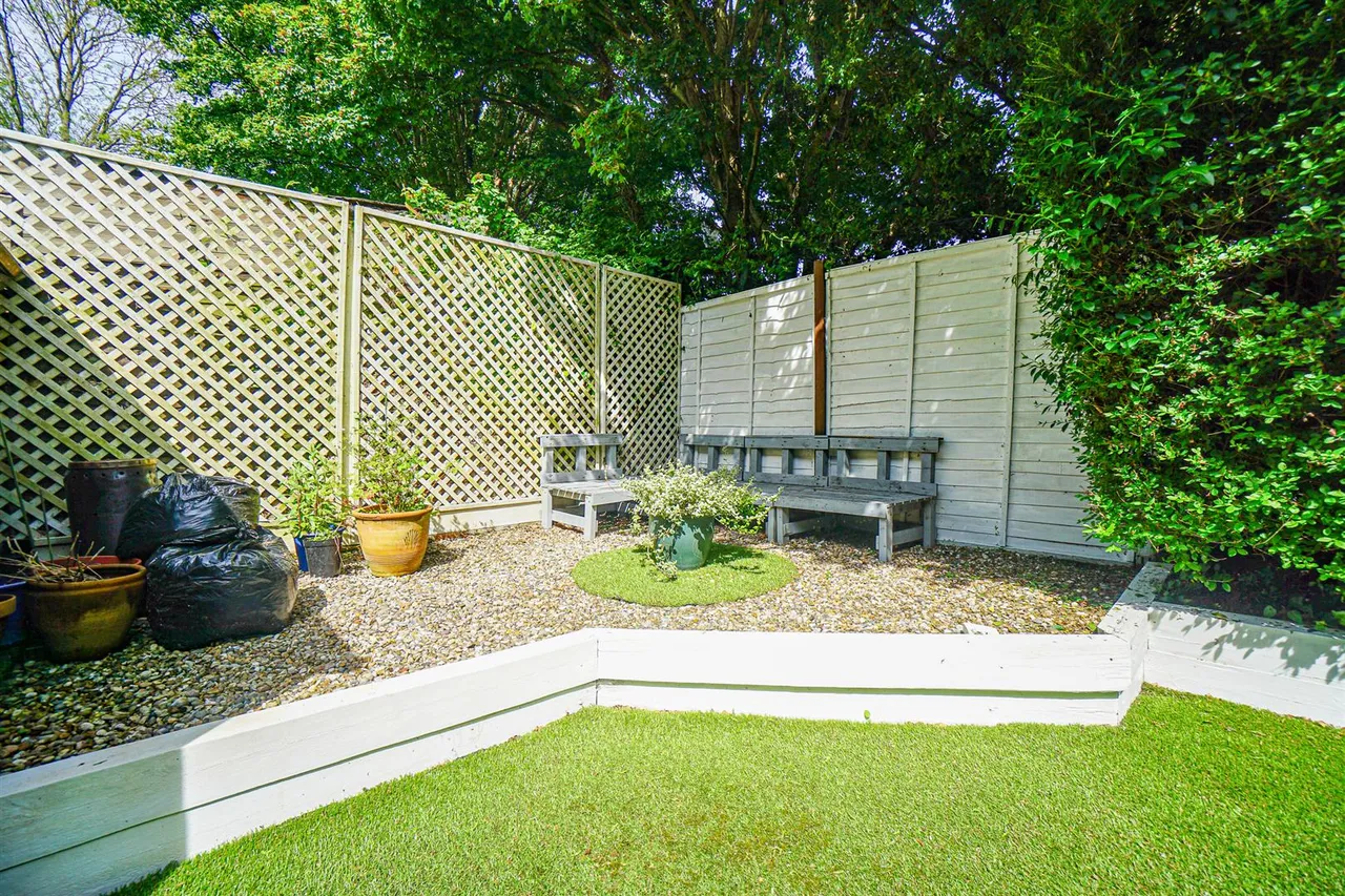 Blackman Avenue, St. Leonards-On-Sea, photo 11