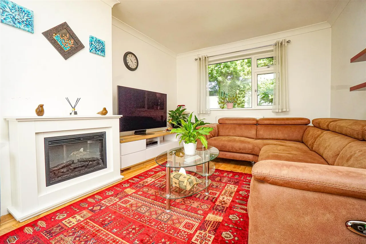 Blackman Avenue, St. Leonards-On-Sea, photo 13