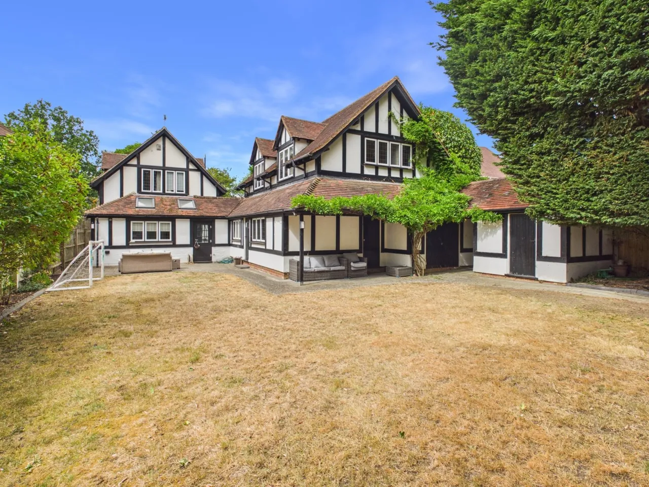 Blackpond Lane, Farnham Royal, SL2, photo 8