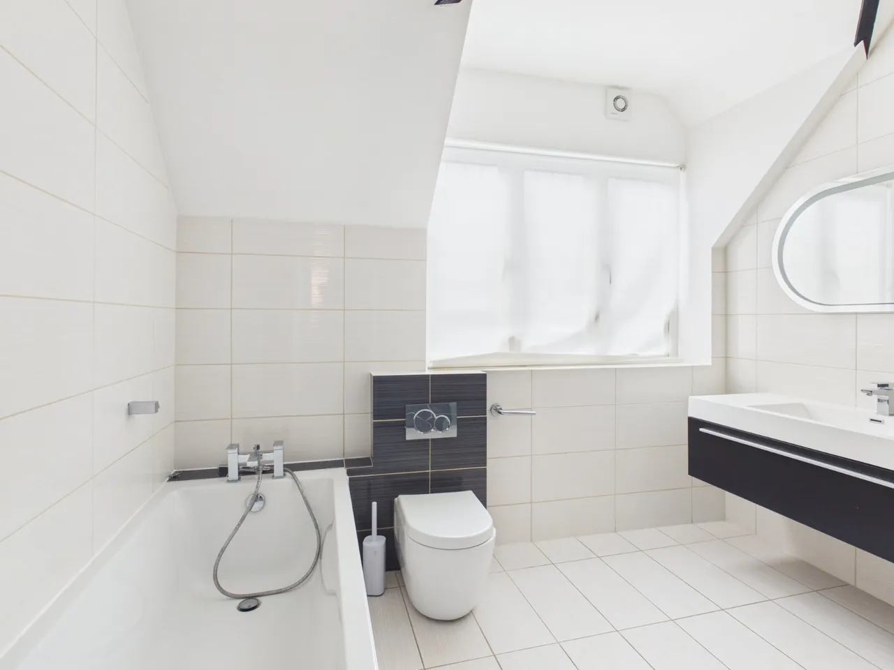 Blackpond Lane, Farnham Royal, SL2, photo 13
