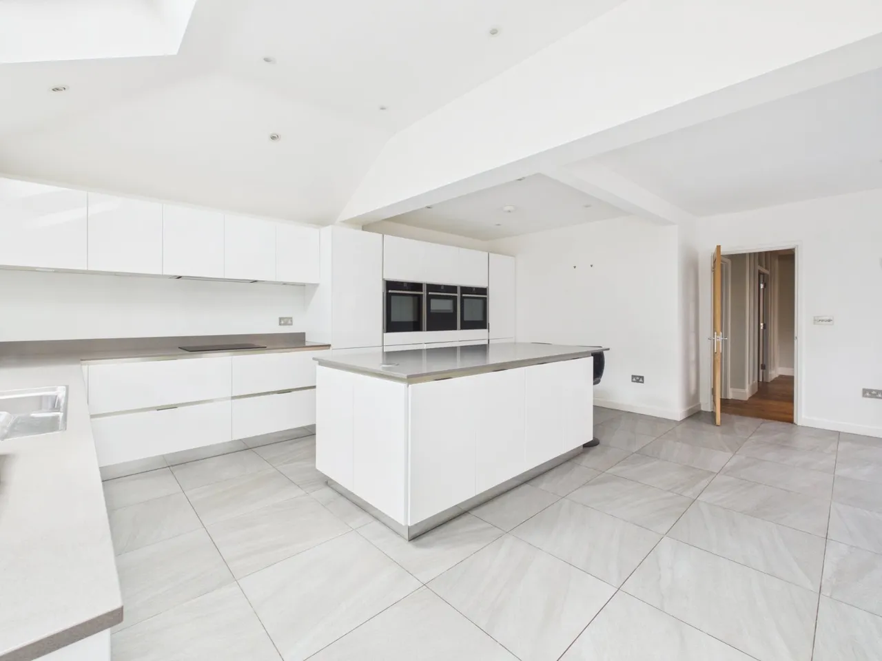 Blackpond Lane, Farnham Royal, SL2, photo 10