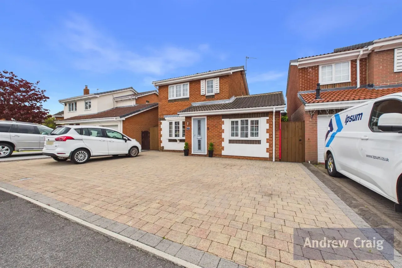 4 bed house for sale, Kirkwall Close, Fulford Grange, SR5