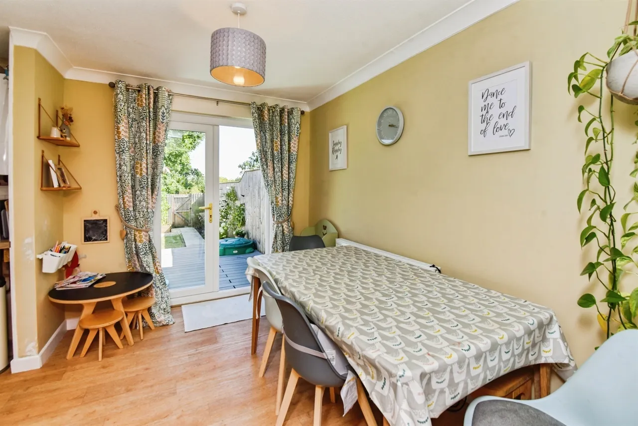 Ludlow Close, Frome, BA11, photo 4