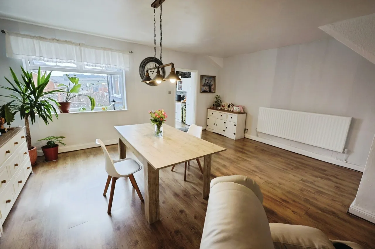 High Street, Eldon Lane, DL14, photo 5