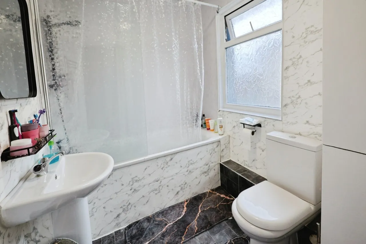 High Street, Eldon Lane, DL14, photo 10