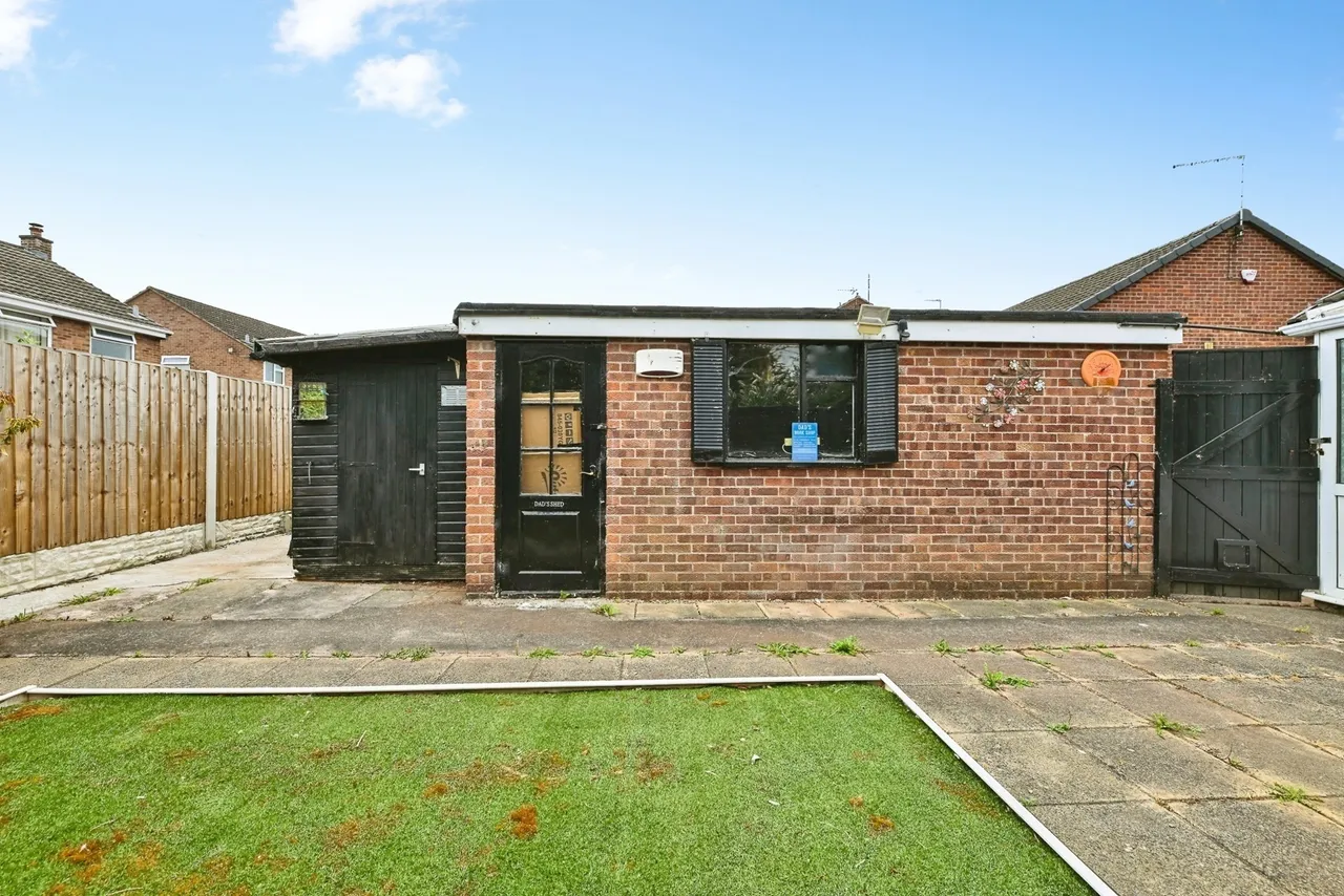 Cheviot Drive, Nottingham, Nottinghamshire, NG6, photo 4
