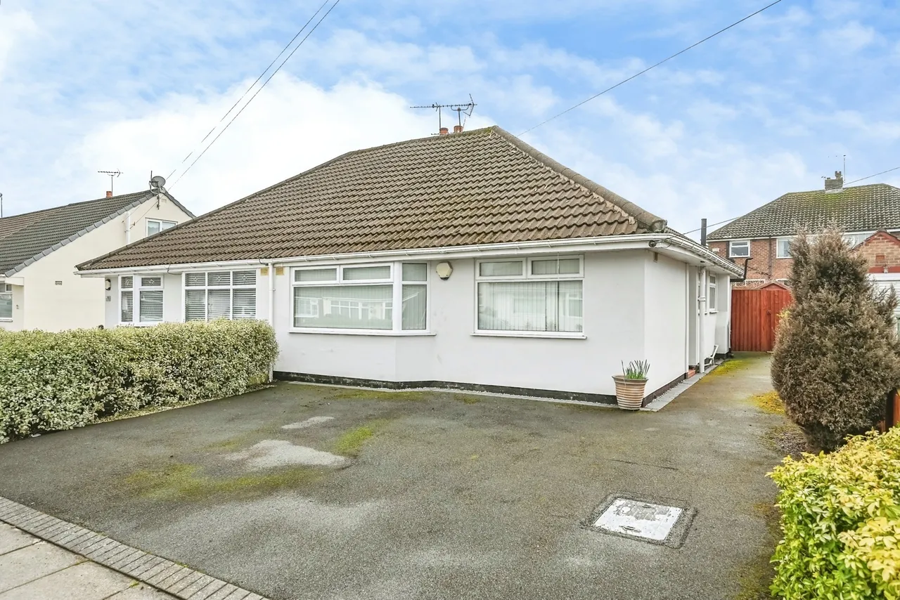2 bed house for sale, Roedean Close, Maghull, L31