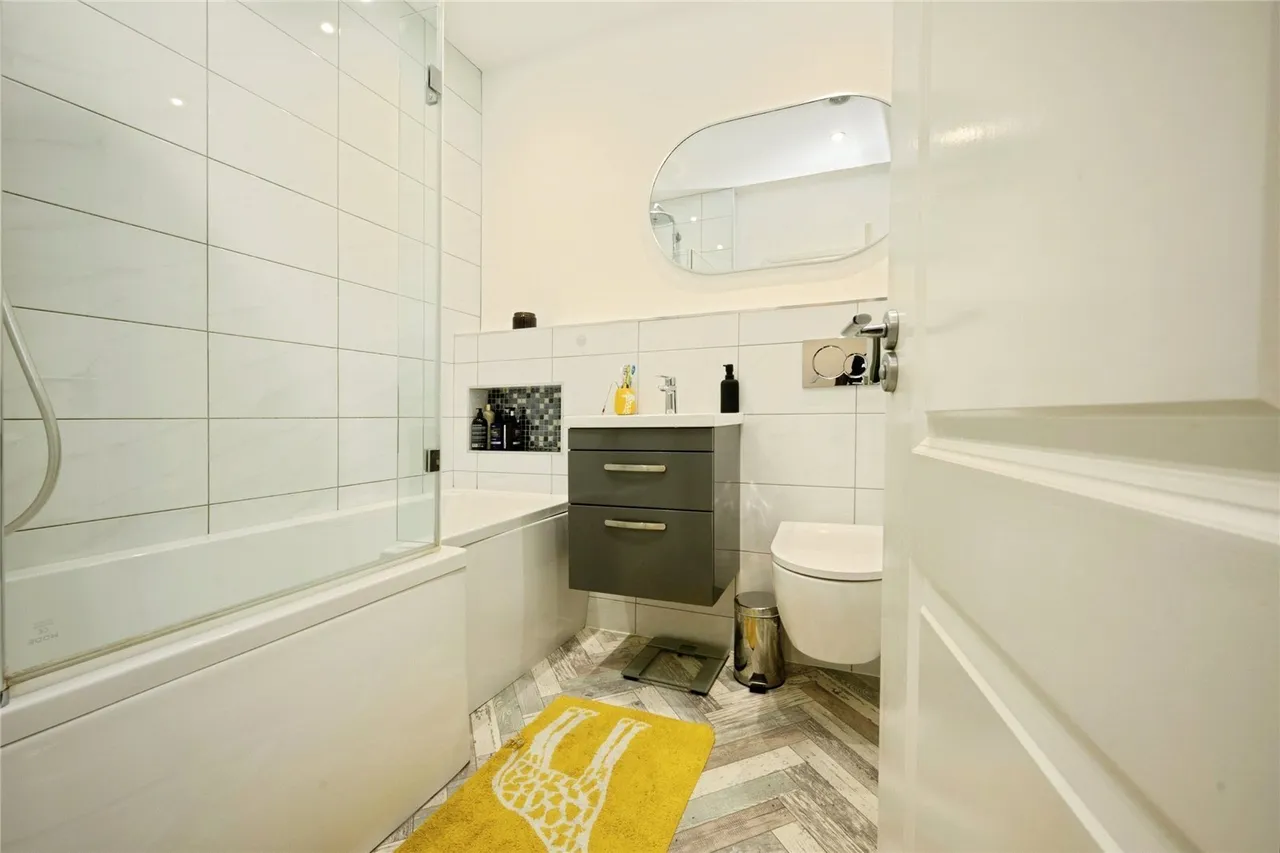 Laurel Mews, Leighton Buzzard, Bedfordshire, LU7, photo 14