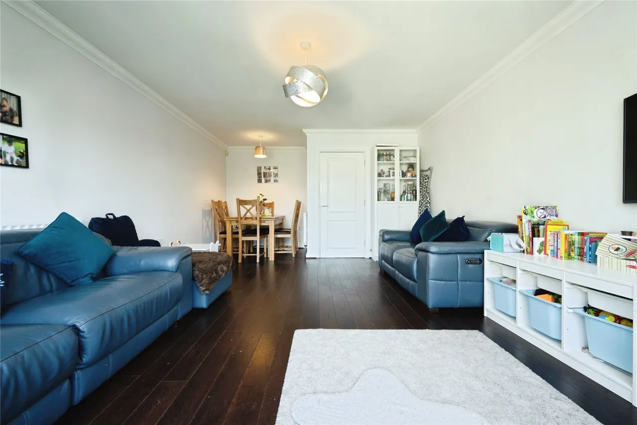 Laurel Mews, Leighton Buzzard, Bedfordshire, LU7, photo 2