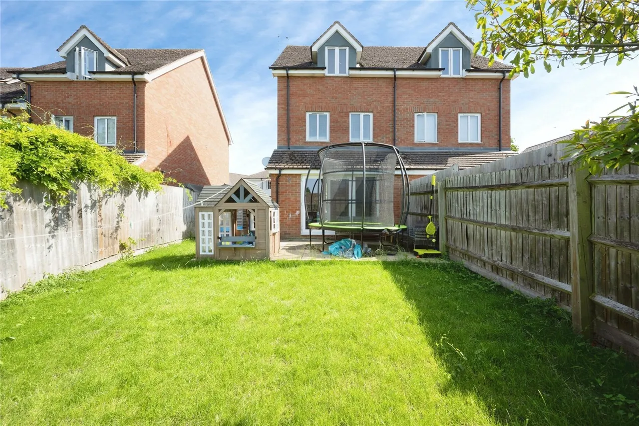 Laurel Mews, Leighton Buzzard, Bedfordshire, LU7, photo 22