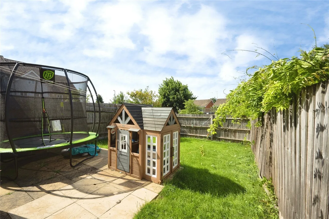 Laurel Mews, Leighton Buzzard, Bedfordshire, LU7, photo 21