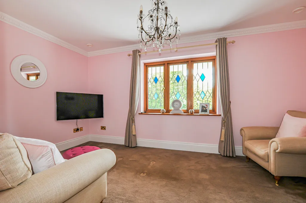 Gerrards Cross, SL9, photo 70