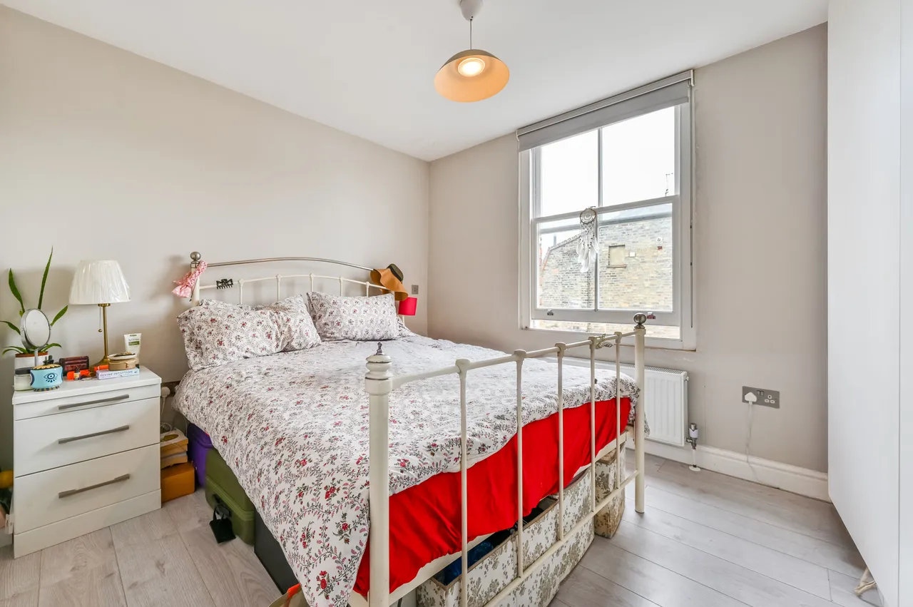 Flat 5, 344 Caledonian Road, London, photo 5