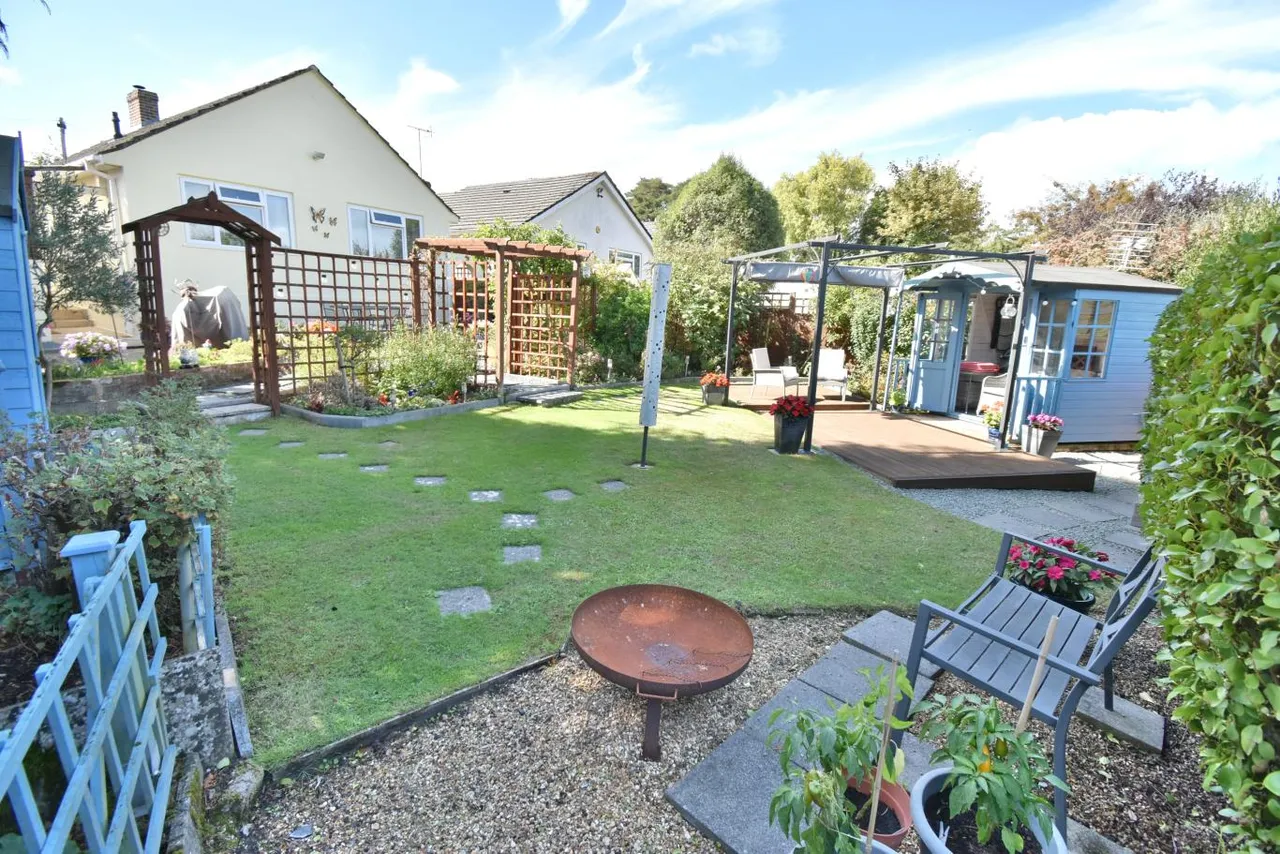 Ameys Lane, BH22, photo 3