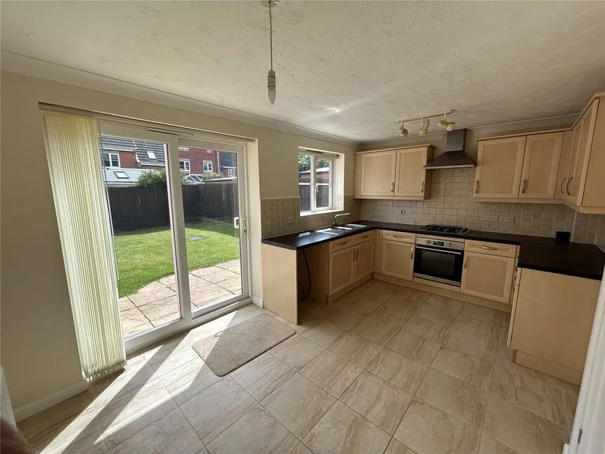 Daisy Croft, Bedworth, Warwickshire, CV12, photo 2