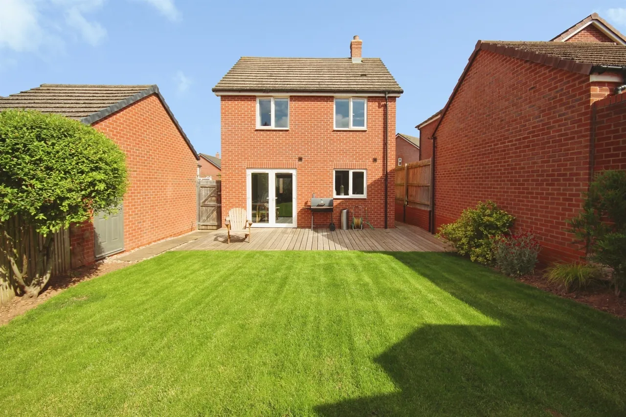 Butler Close, Whitnash, CV31, photo 13