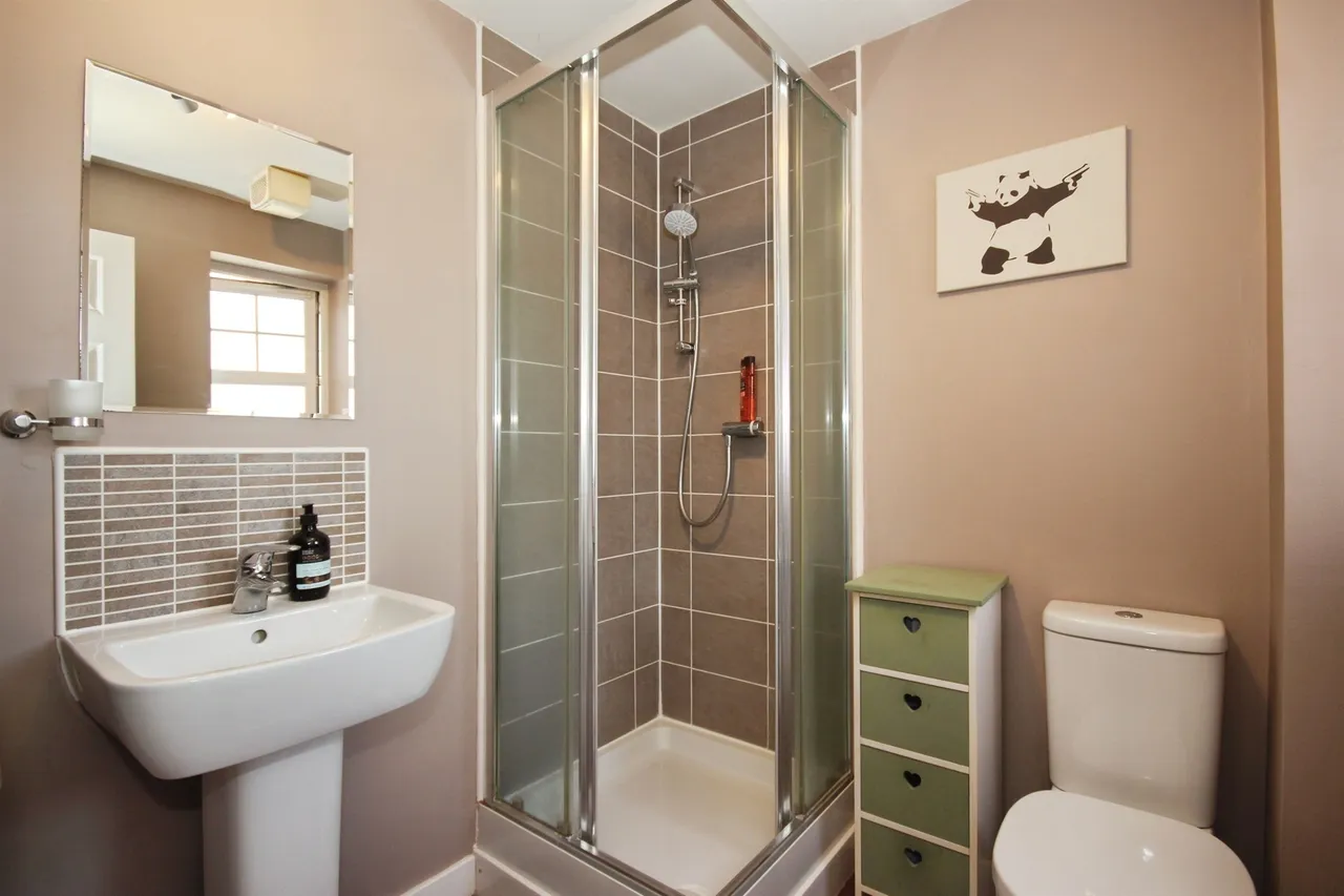 Butler Close, Whitnash, CV31, photo 9