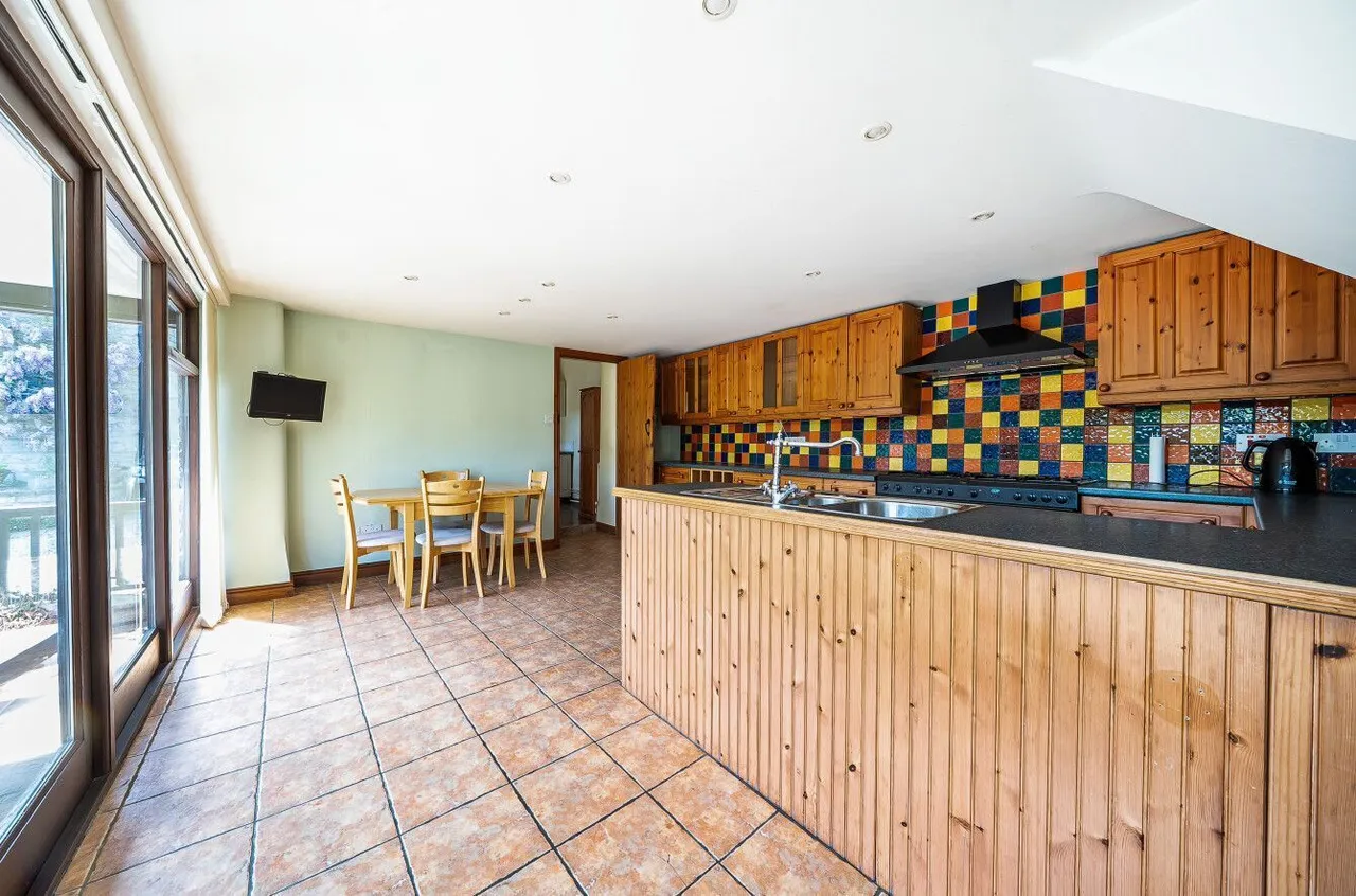 Queen Street, Keinton Mandeville, TA11, photo 4
