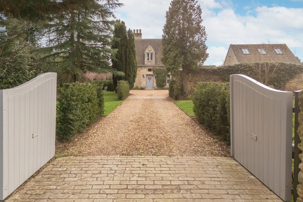 Grafton Underwood, Kettering, NN14, photo 37