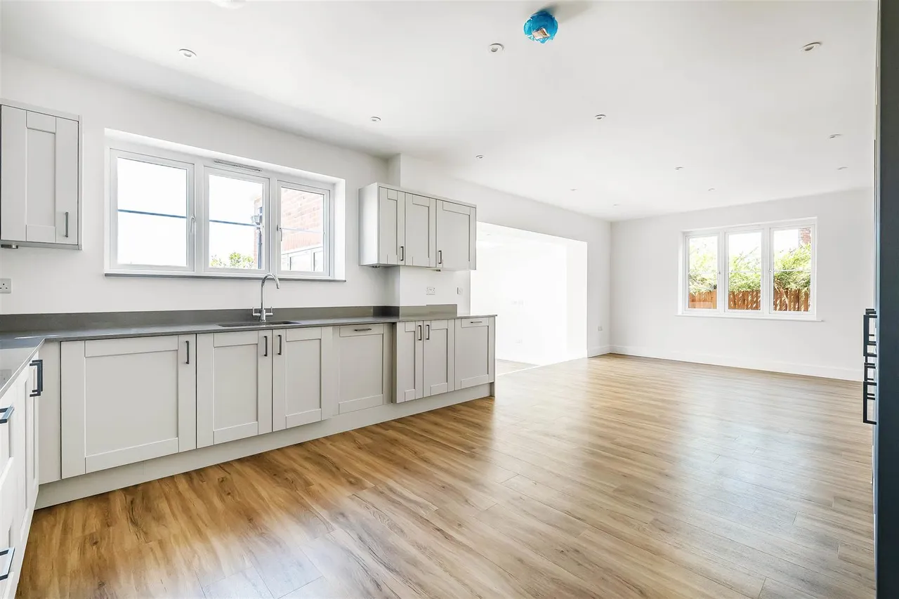 Leatherhead Road, Great Bookham, KT23, photo 5
