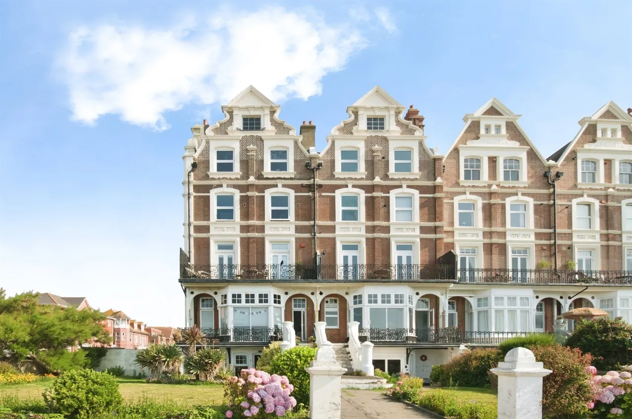 1 bed flat for sale — Knole Road, Bexhill-On-Sea