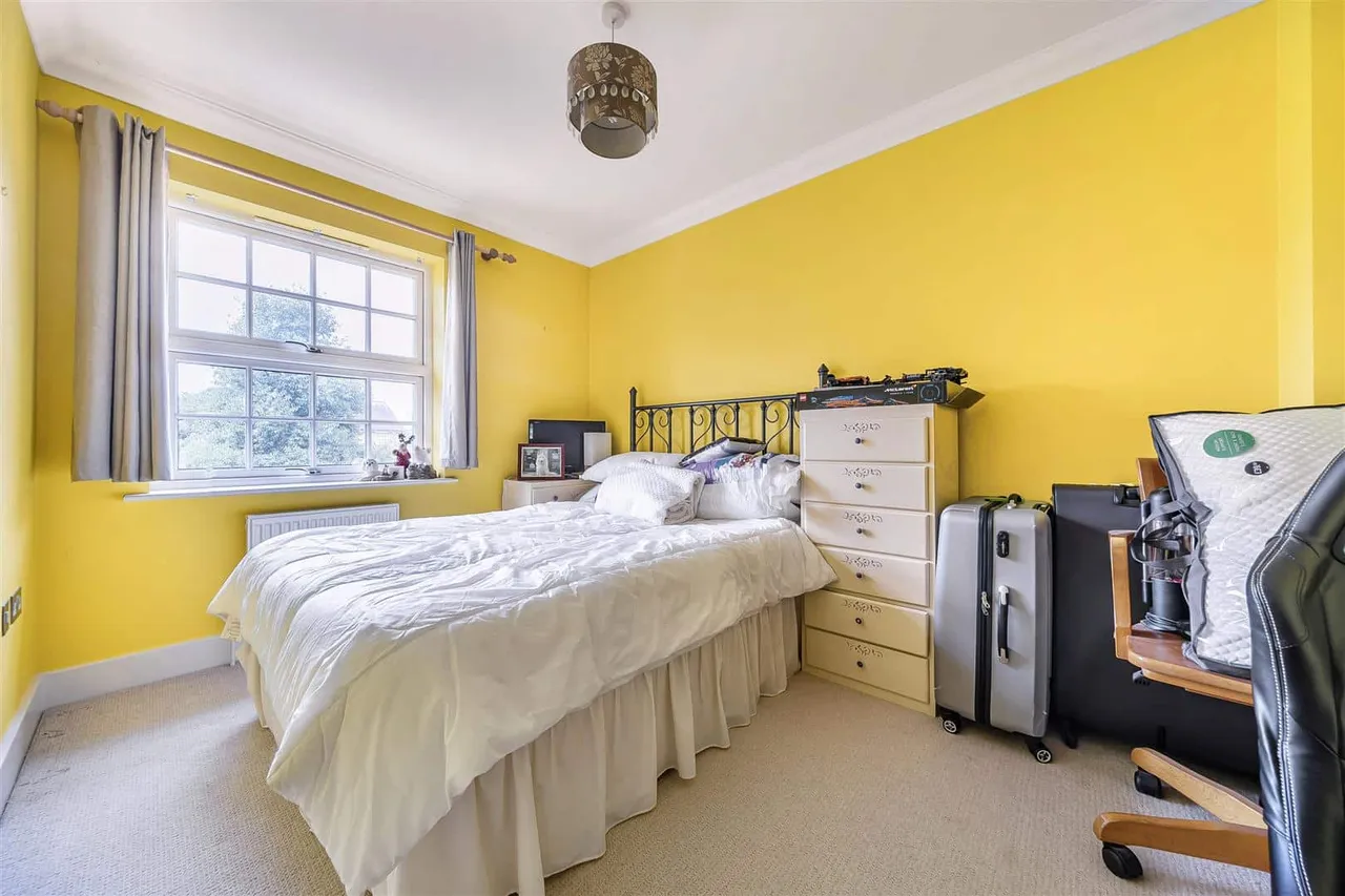 Chapman Fields, Cliffsend, Ramsgate, Kent, CT12 5LB, photo 15